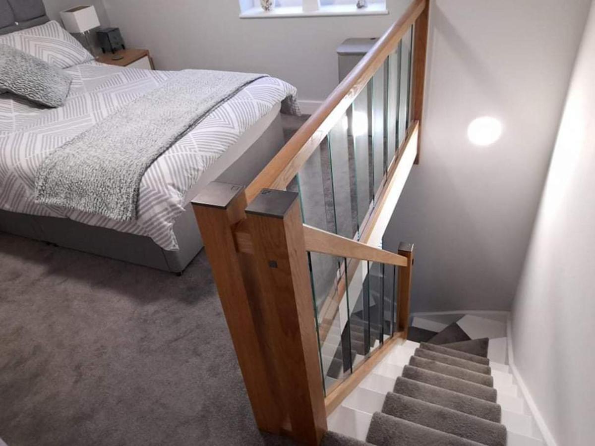 Outstanding Modern 1-Bed House In Chippenham Chippenham (Wiltshire) Exterior foto